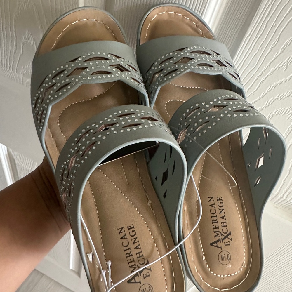 American Exchange Gray Sandals with Braided Straps size9.5